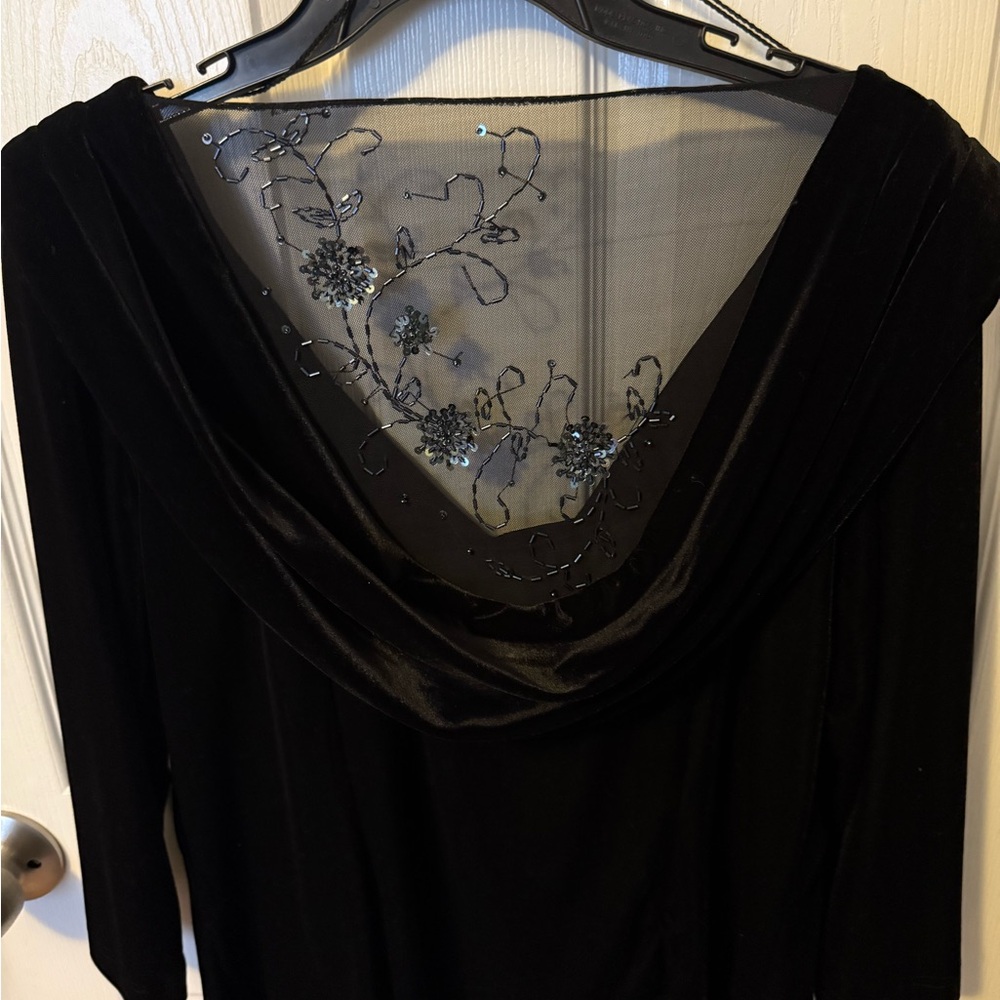 Patra Black Blouse with Floral Embroidery - Picture 2 of 5